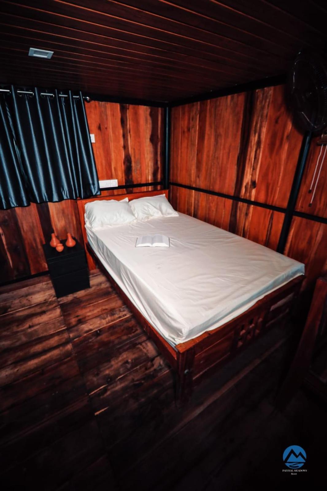 Paithal Meadows Hotel Paithalmala Екстериор снимка