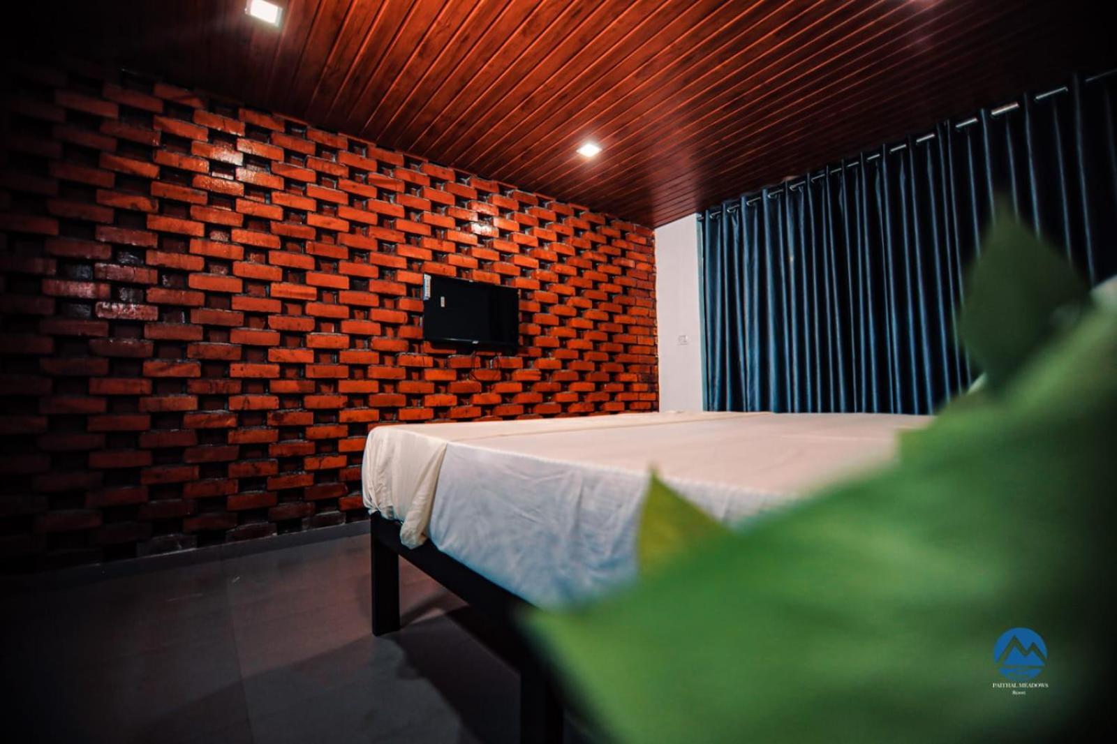 Paithal Meadows Hotel Paithalmala Екстериор снимка